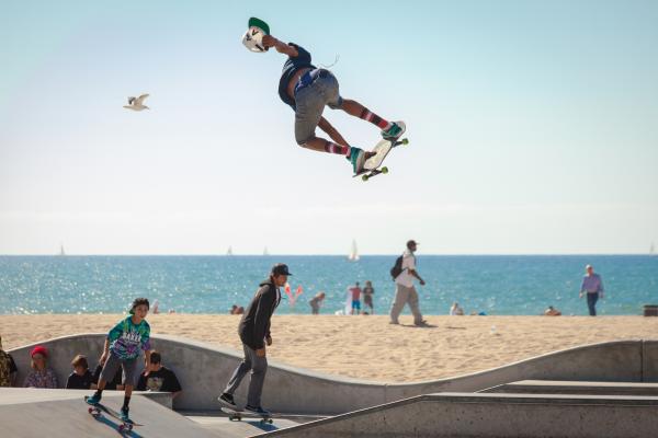 beach-outdoor-sport-skateboard-fly-jump-1078839-pxhere.com__1.jpg